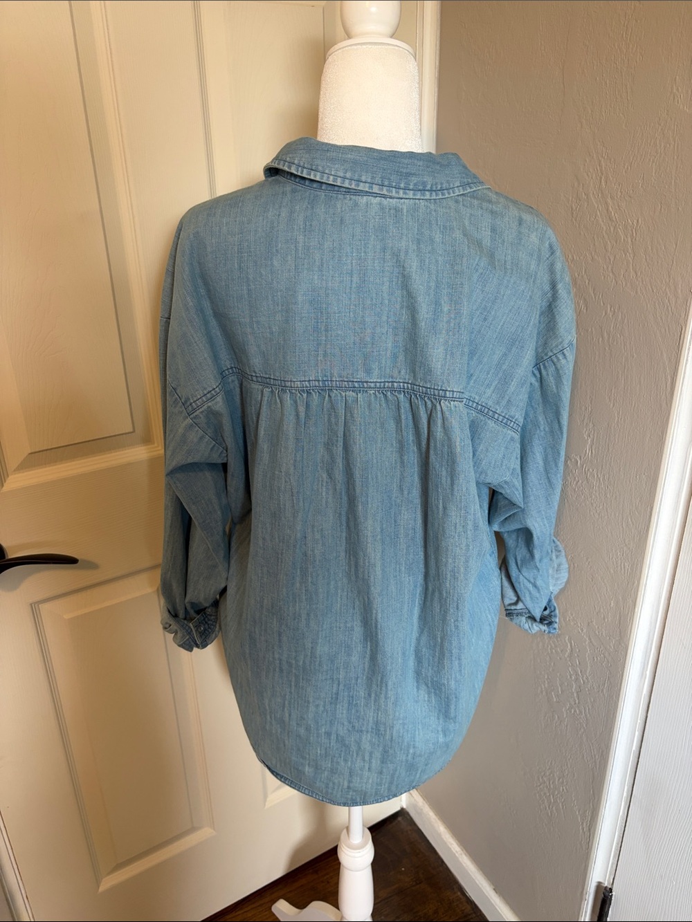 Anthropologie Pilcro Crystal-Embellished Denim button down Shirt oversized Blue - Picture 7 of 7